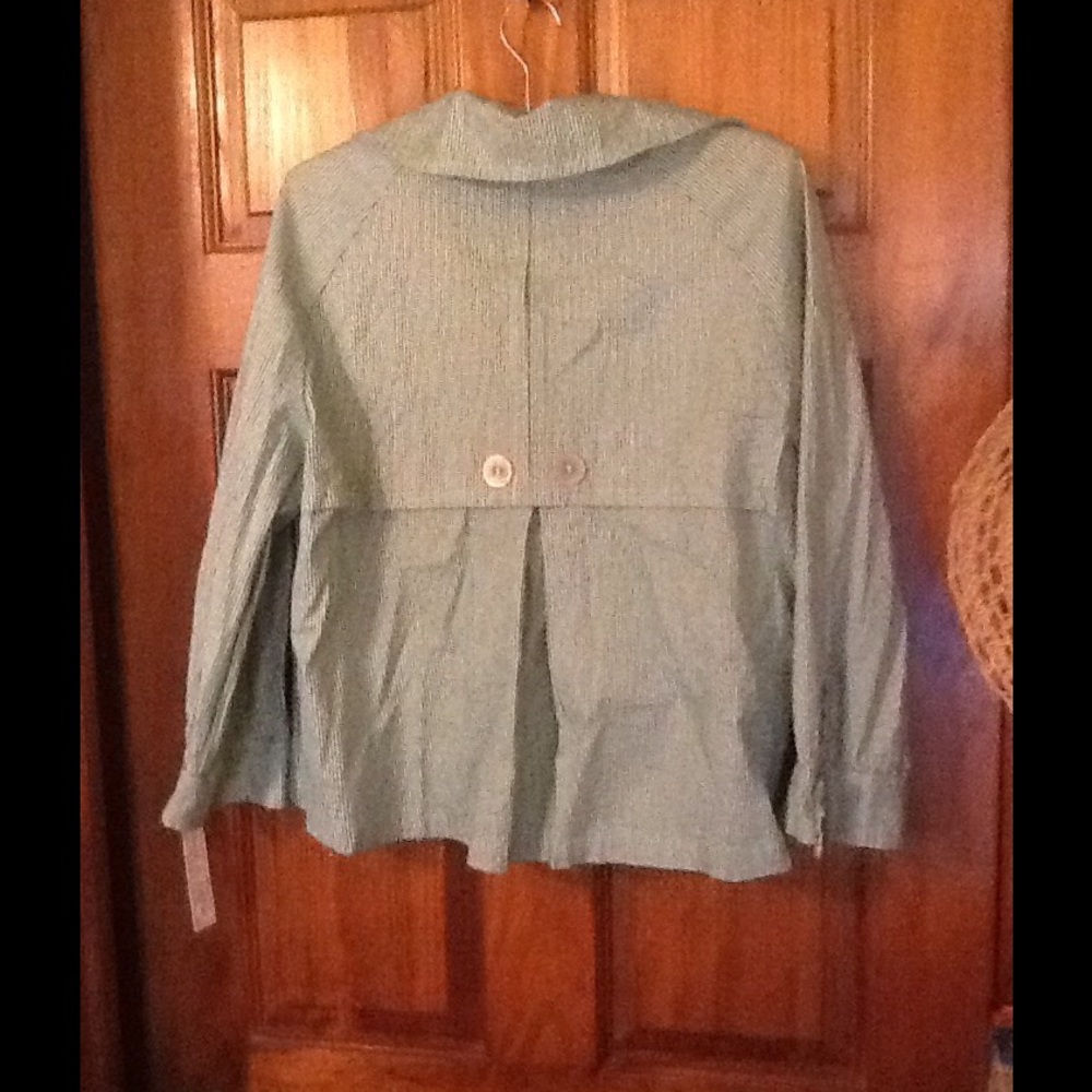 Jacket - Picture 2 of 3